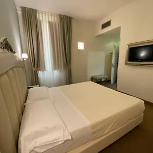 Jr Oriente Hotel Bari