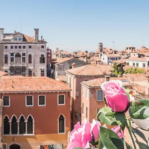 venice-luxury-palace.hotelinveneto.com/